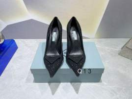 Picture of Prada Shoes _SKUPradasz35-41YM13519260